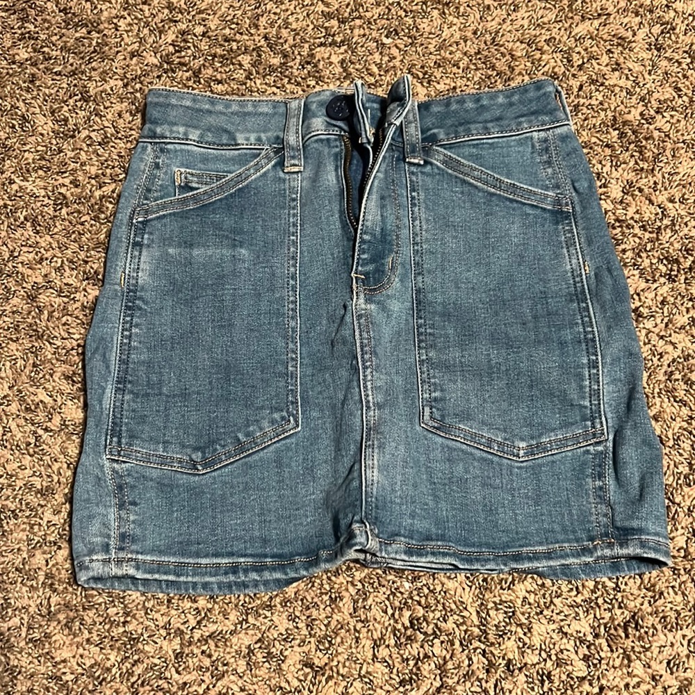 womens american eagle jean skirt, size 00